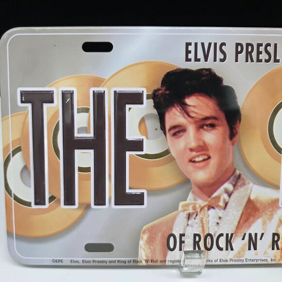 Elvis Presley The King Of Rock N Roll Metal License Plate Wal Decor - Picture 2 of 8